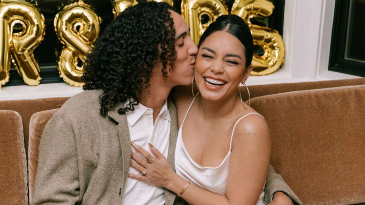 Vanessa Hudgens y Cole Tucker
