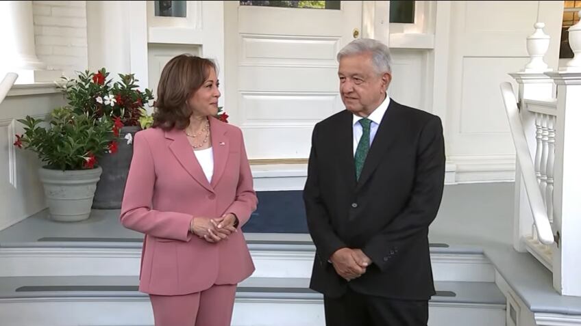 El presidente mexicano se reunió con la vicepresidenta de Estados Unidos, la encargada de ordenar la migración hacia el país.