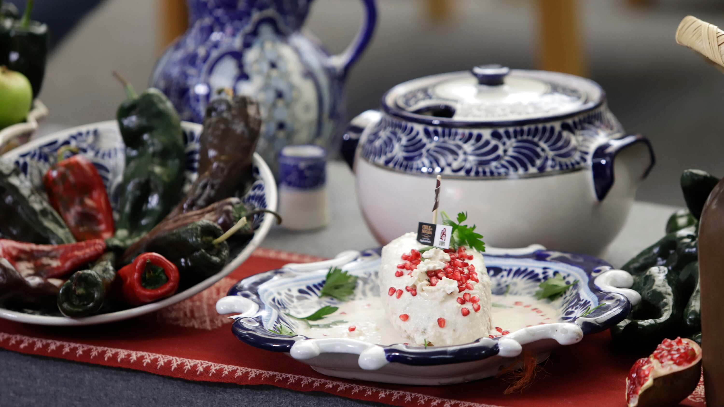 Por venta de Chile en Nogada esperan derrama económica de 800 mdp