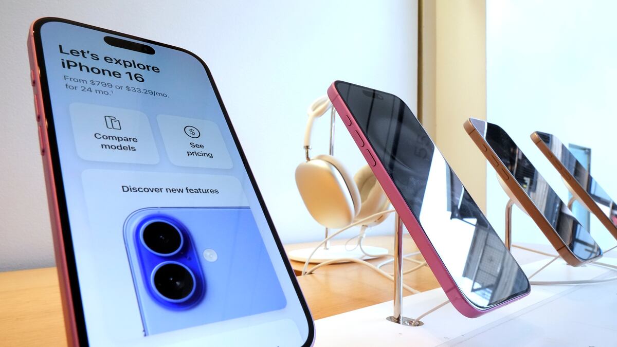 Computadoras y iPhones quedan exentos en el nuevo plan arancelario de Trump – Publimetro México