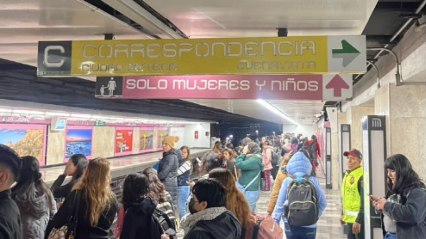 Alta afluencia en el Metro de la CDMX