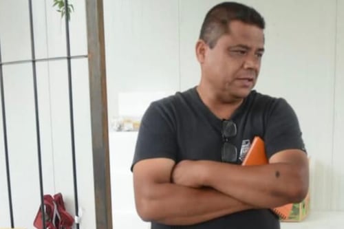 Mario Escobar, padre de Debanhi, denuncia cuenta falsa de Twitter