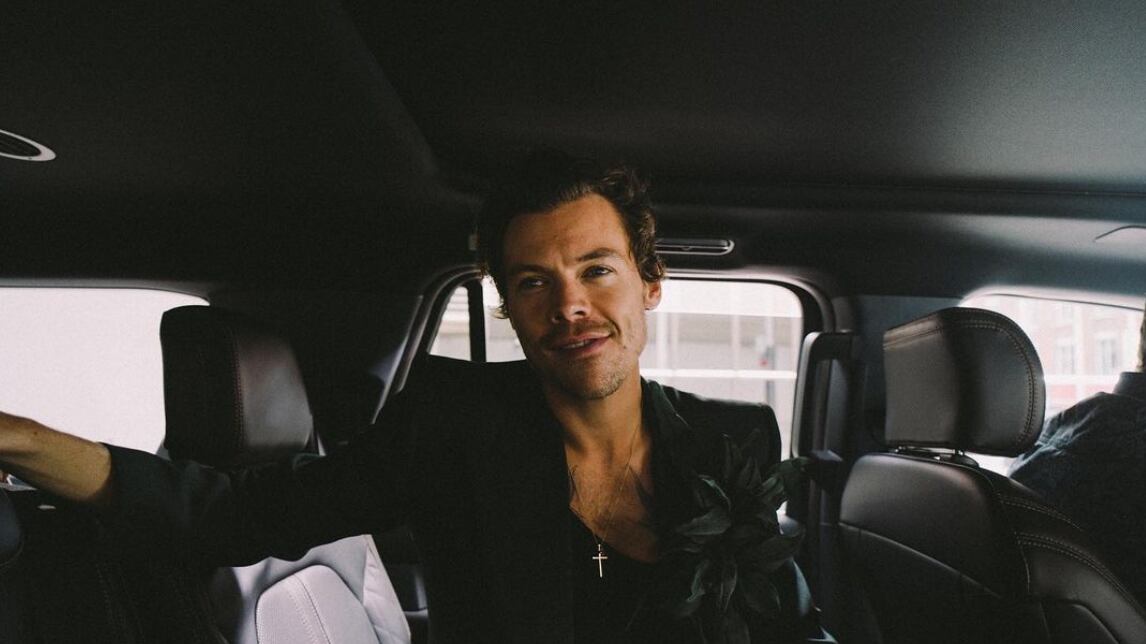 Captan a Harry Styles caminando por Chapultepec