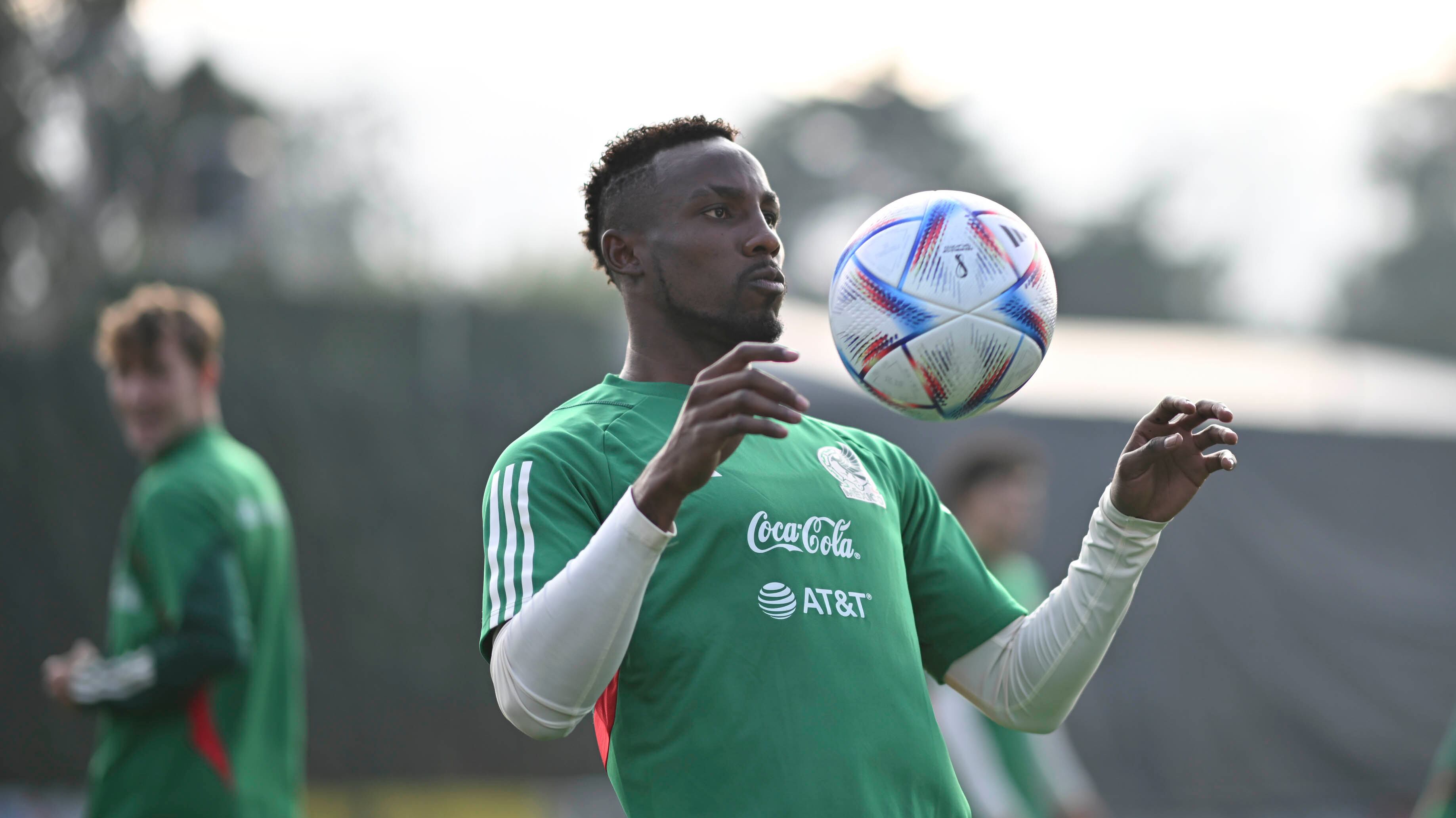 Julián Quiñones debutará con el Tri ante Honduras.
