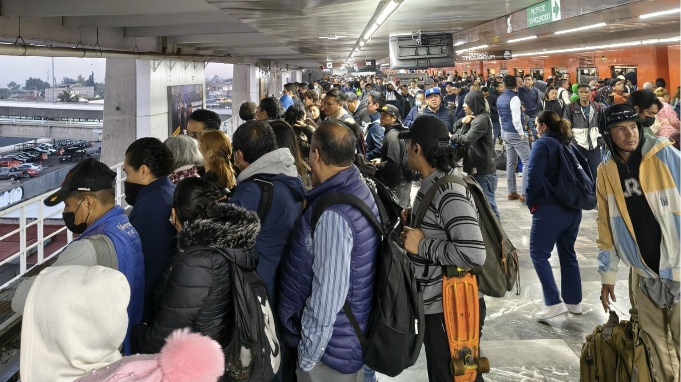 Alta demanda en varias líneas del Metro CDMX