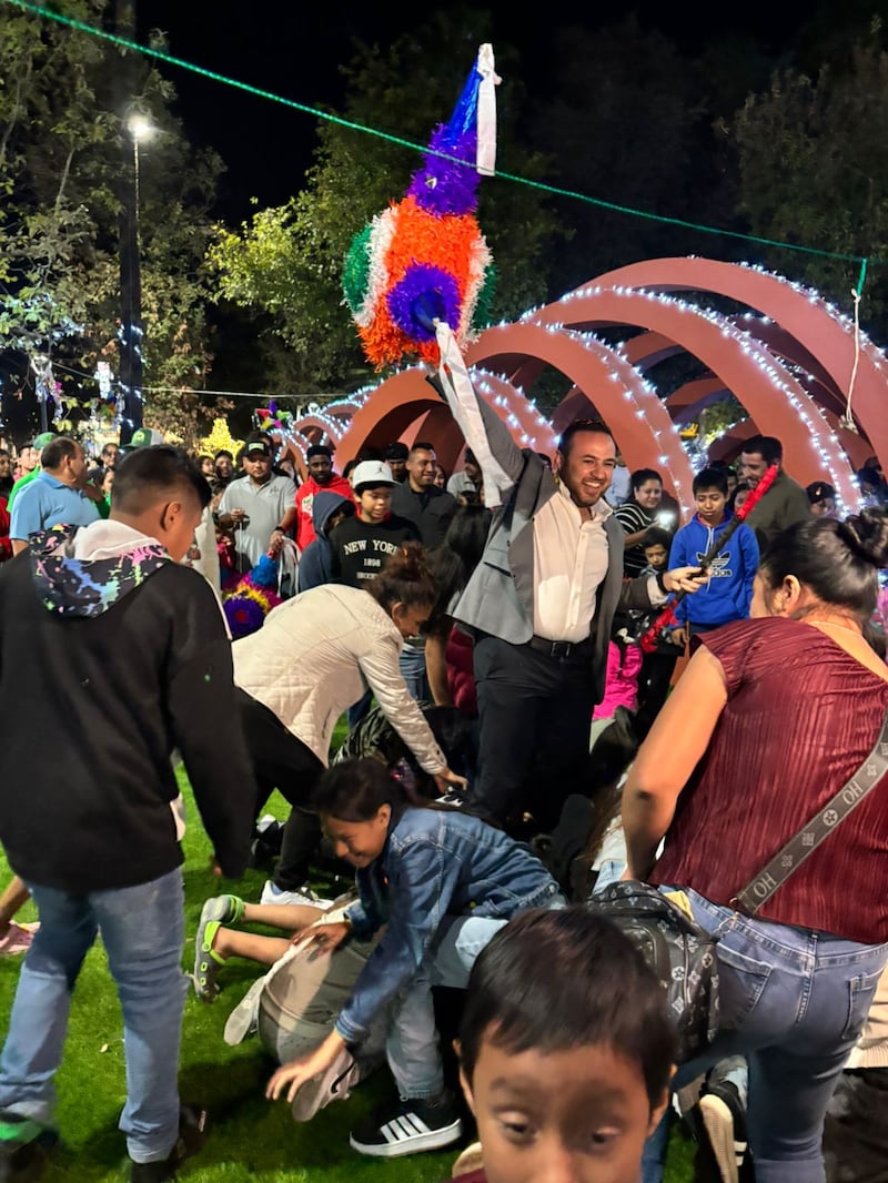 Las familias disfrutaron de diversas actividades además de probar tamales y churros.