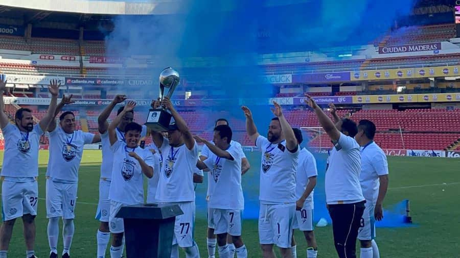 Realizan tercera edición del Torneo de Fútbol Empresarial GarmoClick