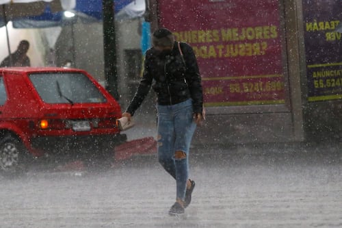 Activan Alerta Naranja por lluvias fuertes y posible granizo en 11 alcaldías de CDMX