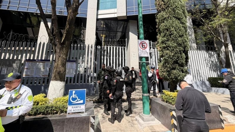 Despliegue policiaco en Insurgentes tras amenaza de bomba atribuida al CJNG en edificio judicial de CDMX