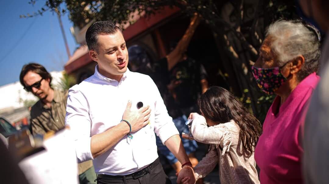 El munícipe regiomontano está de acuerdo en que todos deben trabajar, pero respetando los lugares para ello.