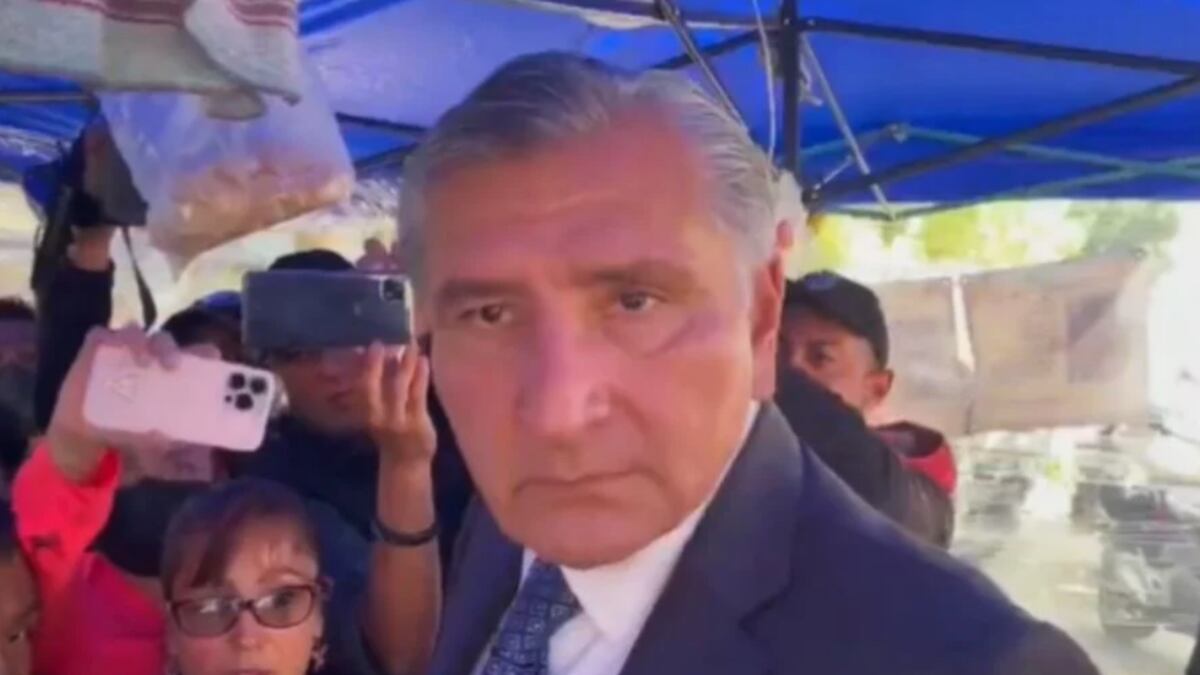 El secretario de Gobernación se reunió con un grupo de manifestantes. (Especial)