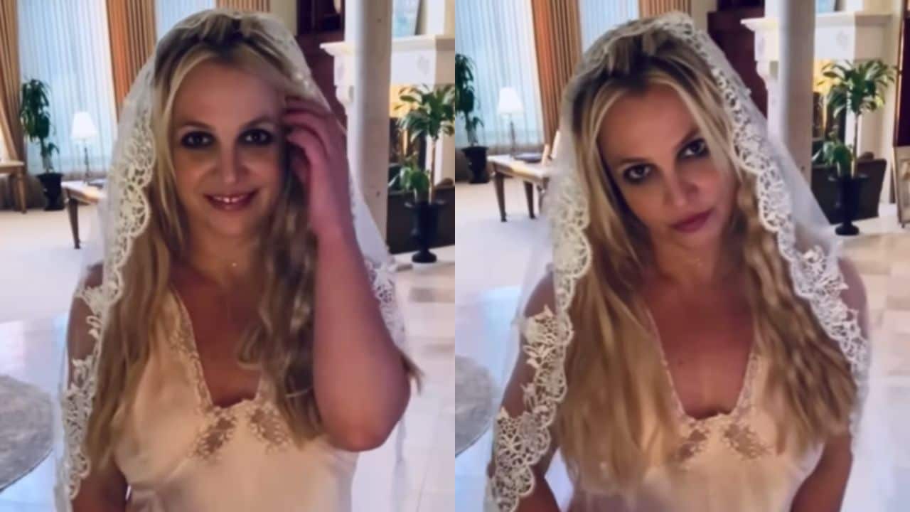 Britney Spears con el vestido de novia que usó para casarse con ella misma