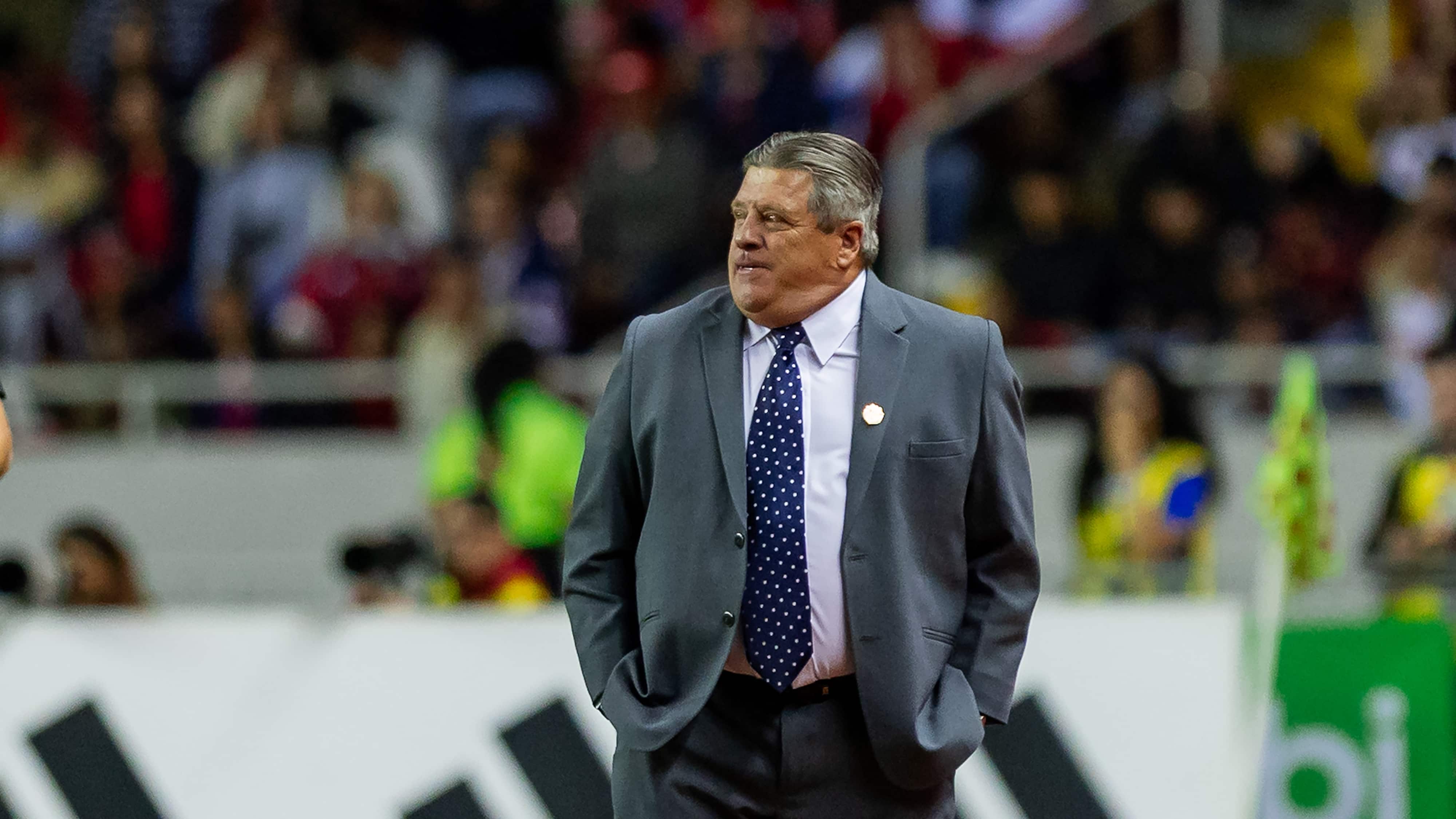 Miguel Herrera no pudo llevar a Costa rica al Mundial.