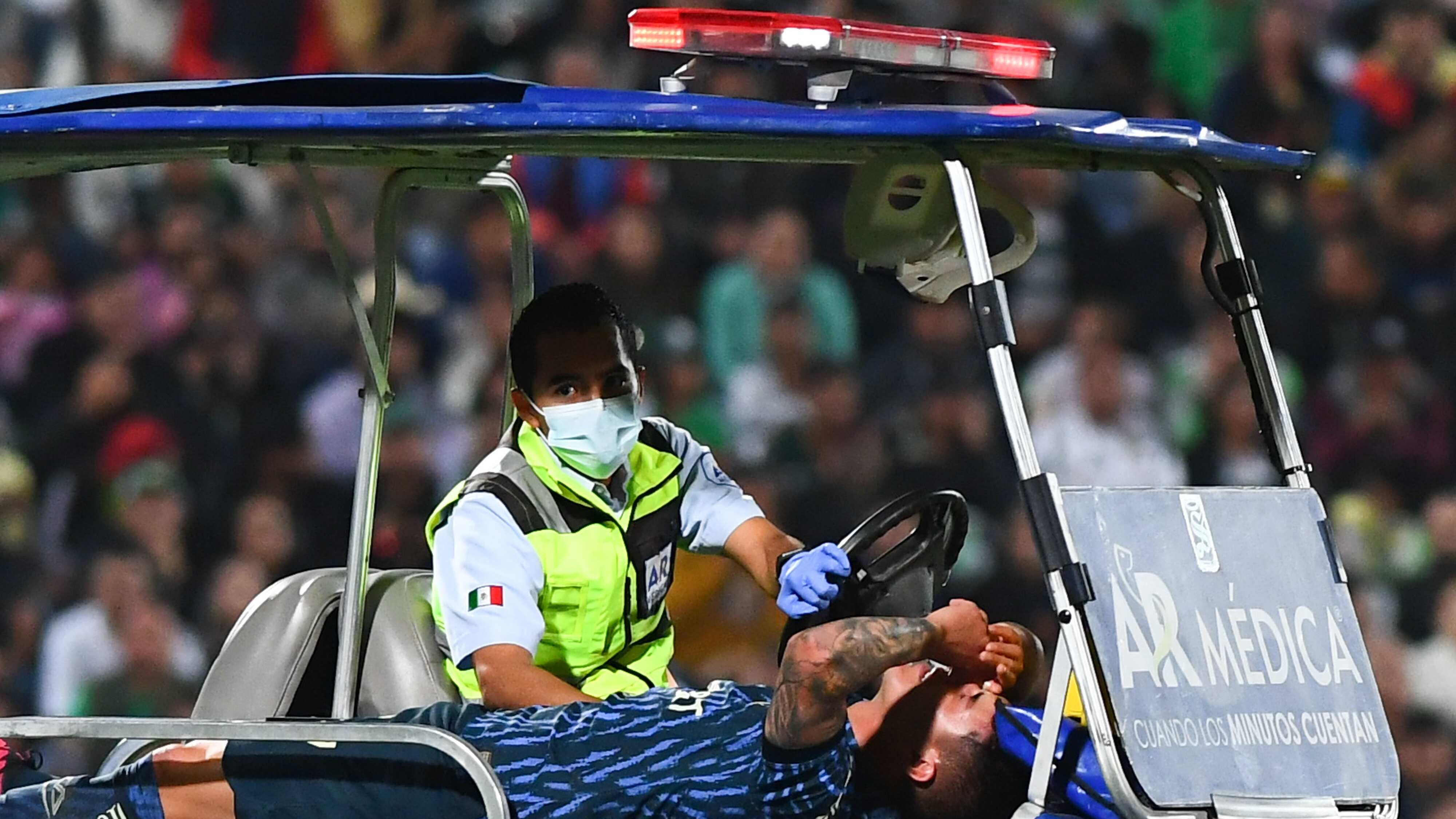 Alejandro Zendejas salió entre lágrimas