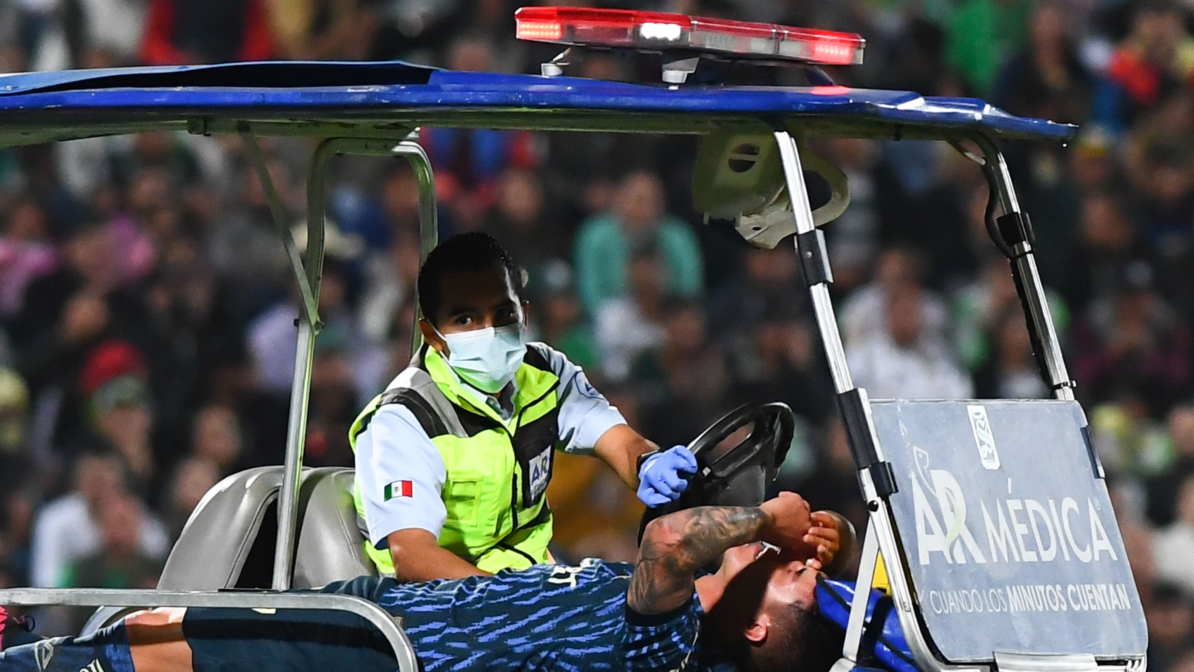 Alejandro Zendejas salió entre lágrimas