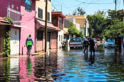 400 casas de GAM y Venustiano Carranza están bajo el agua; Brugada dará apoyos