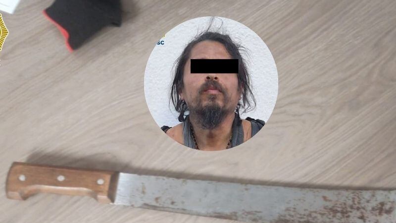 Hombre agrede con machete a expareja dentro de cajero en CDMX