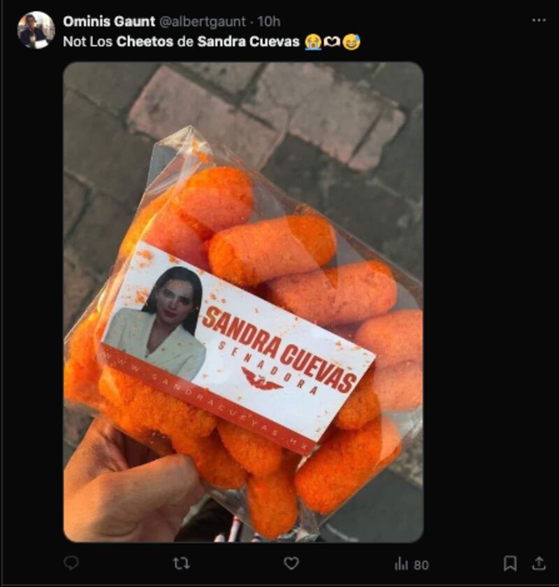 Chetos: Sandra Cuevas regala bolsas de frituras 'pirata' y la critican en redes sociales