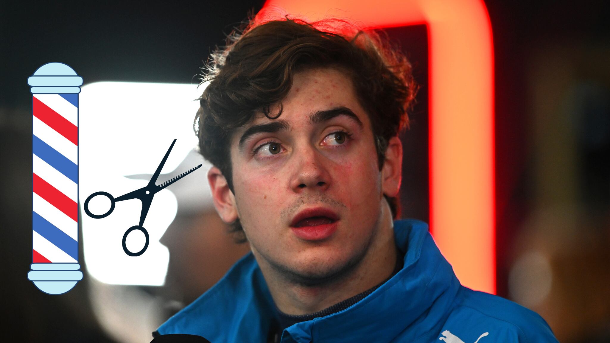 Colapinto se corta el pelo el mismo ¡ porque se le hace caro pagar una peluquería