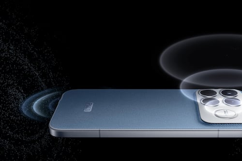 Siente el sonido, así se escucha el primer smartphone diseñado junto expertos de Bose