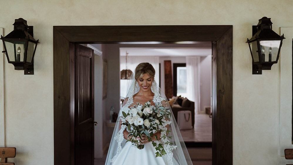 Fue la periodista Maite Peñoñori quien aseguró que le hicieron firmar a la novia, inicialmente, un contrato de confidencialidad y parece que algo más.