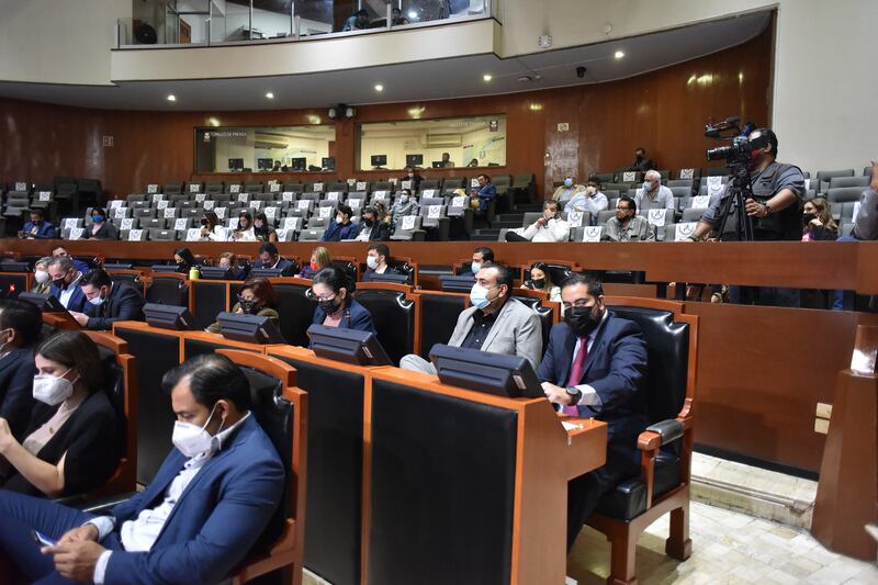 Además de haber ganado en los distritos y obtener ventaja en la mayoría relativa, ahora tienen una representación plurinominal.