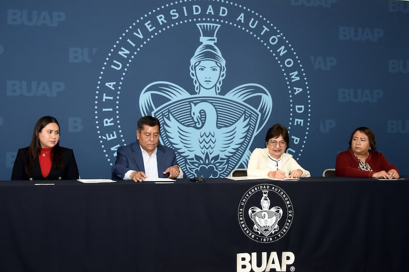 Encabeza la Rectora Lilia Cedillo Ramírez convenio de colaboración con la Secretaría de Infraestructura estatal