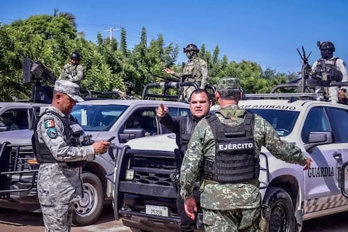Gobierno de México asesta golpe a “Los Chapitos”: caen operadores, armas y dinero en Sinaloa y Jalisco
