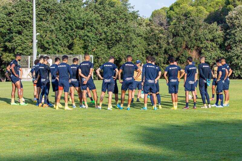 Barcelona vs Pumas