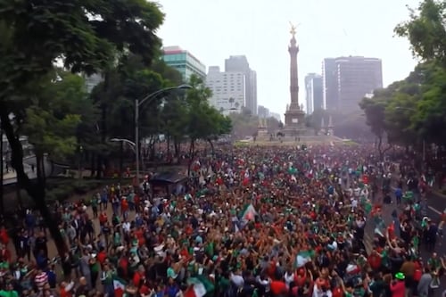 México celebra en el Ángel: aficionados toman Reforma tras triunfo en el Mundial 2026