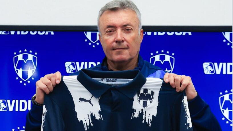 Domènec Torrent firmó por un año con Rayados.