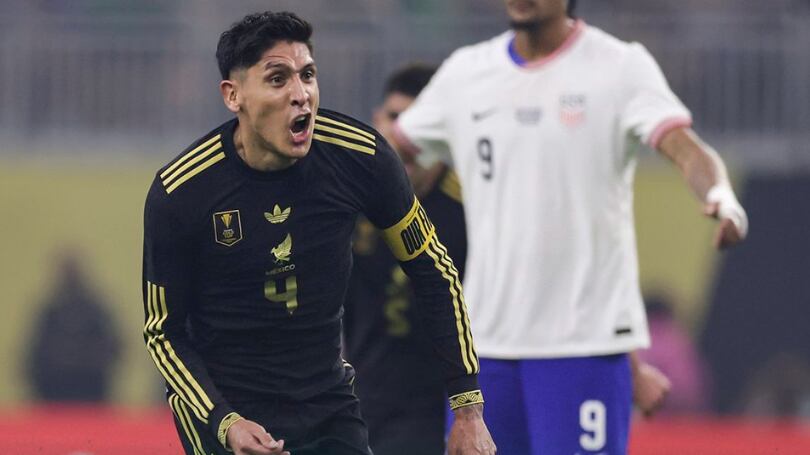 Edson Álvarez anotó el gol del título.