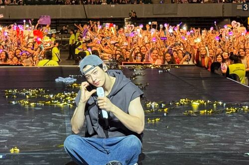 “Te veré de nuevo el año que viene”, Cha Eun Woo deslumbra a AROHA durante su primer concierto en la Arena CDMX
