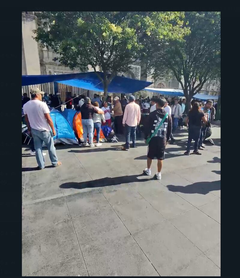 CNTE golpes en campamento