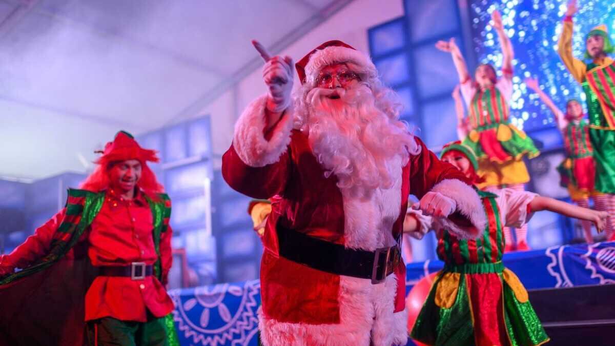 Ven con tu familia a disfrutar del espectáculo de La Fábrica de Santa