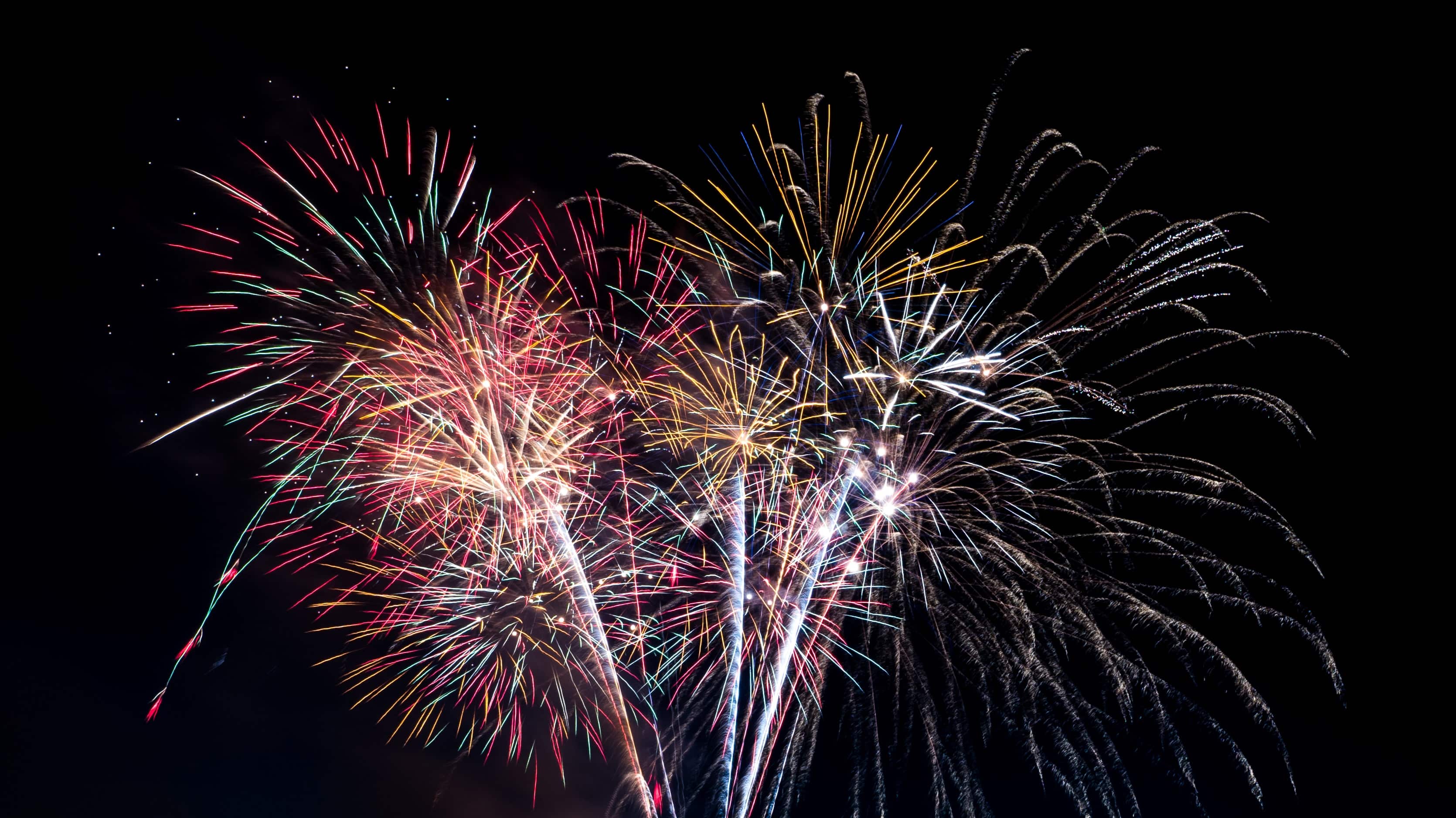 Los petardos tienen una alta concentración de contaminantes, algunos de ellos causarían la muerte.