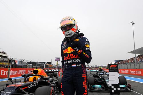 Max Verstappen consigue la pole en Francia; Checo es cuarto