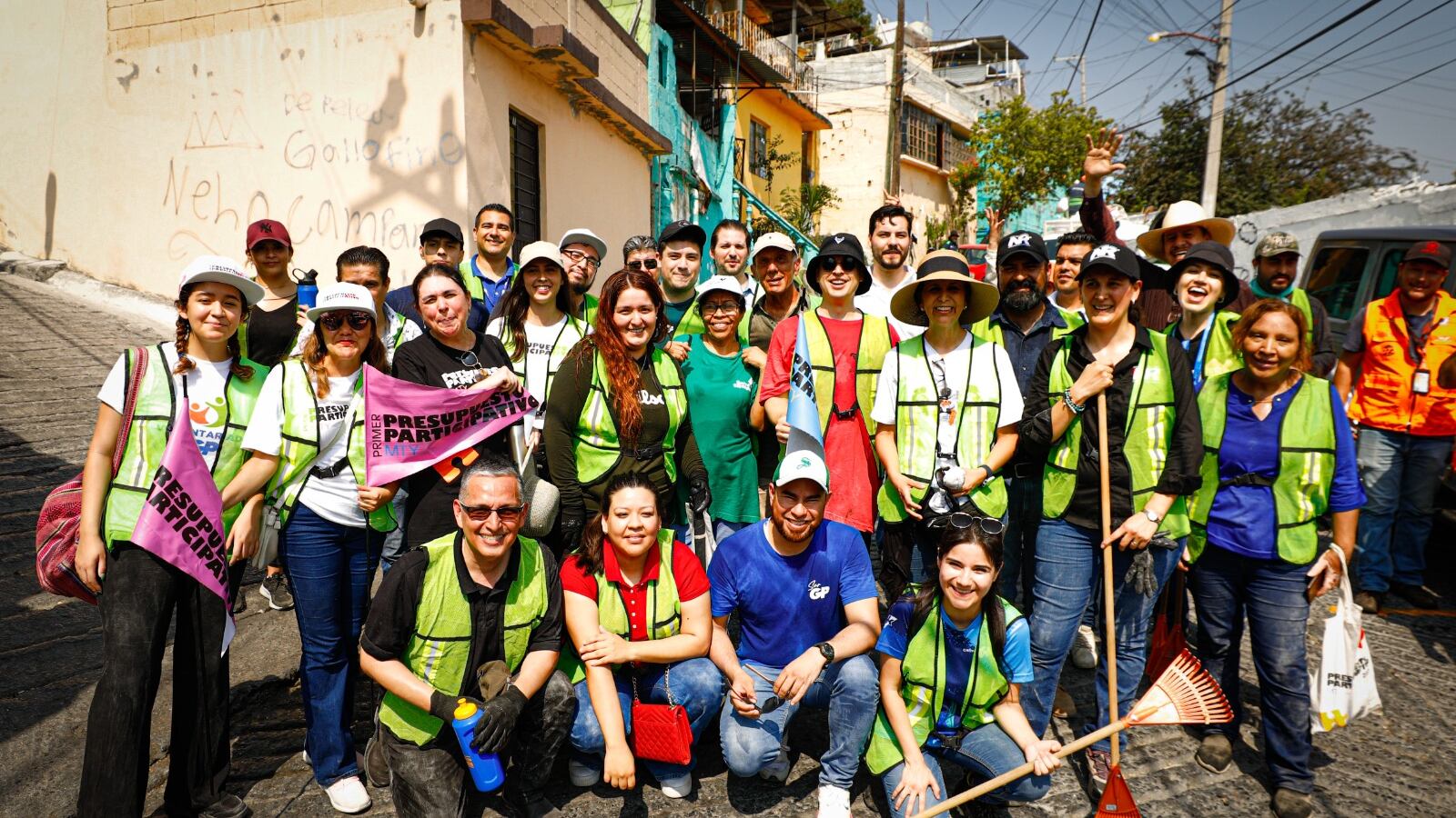 Asociaciones civiles, ciudadanos y hasta el alcalde Luis Donaldo Colosio Riojas, participaron en las actividades de limpieza.