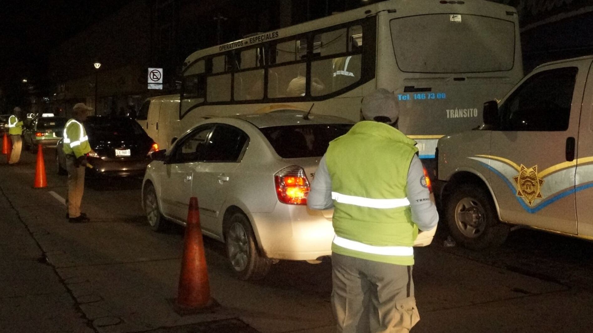 Implementarán medición de alcohol en la sangre en bares y cantinas.