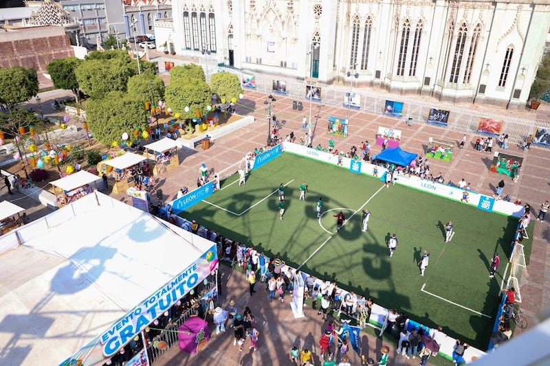 Actividades gratuitas que hacen sentir desde ya el ambiente mundialista.