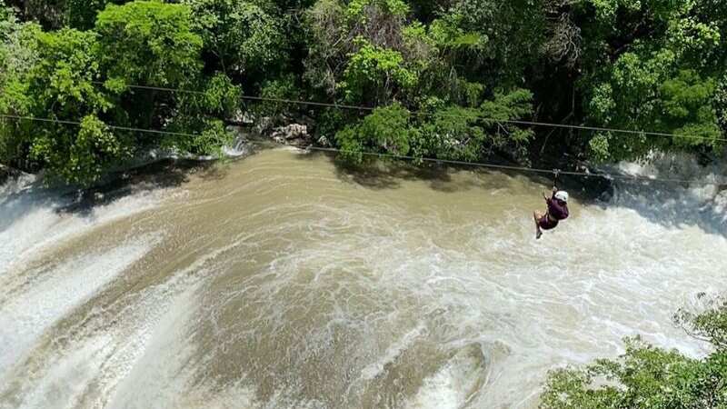 Cascada de Micos: muere guía de turistas al caer de tirolesa