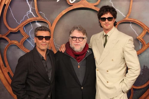 Guillermo del Toro presenta a ‘Frankenstein’ entre contrastes de terror y humanidad