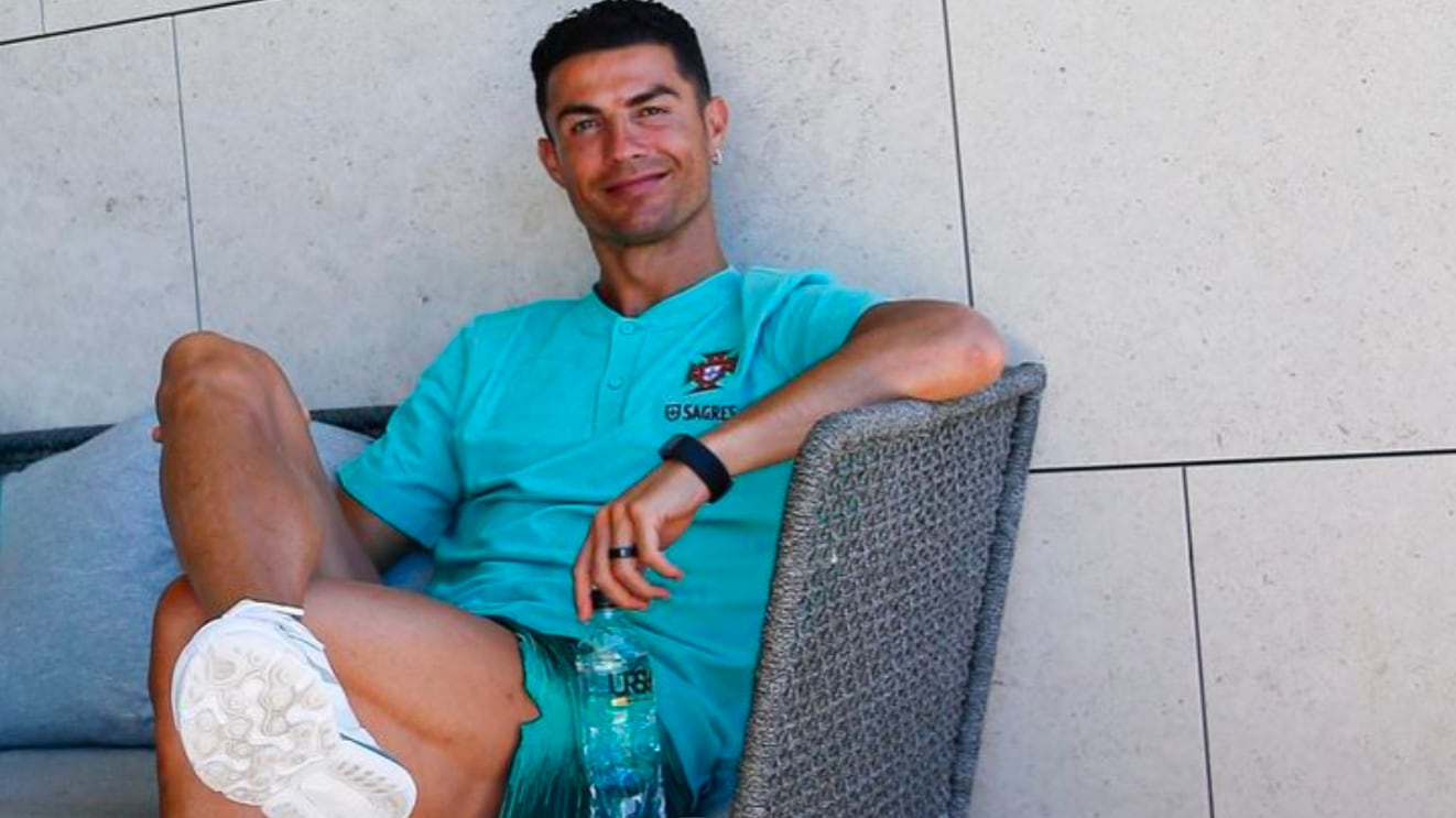 Cristiano Ronaldo ofrece más de 100 mil pesos mensuales a su próximo chef.