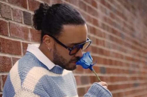 Prince Royce le pone su sello personal a clásicos del pop en su nuevo álbum ‘Eterno’