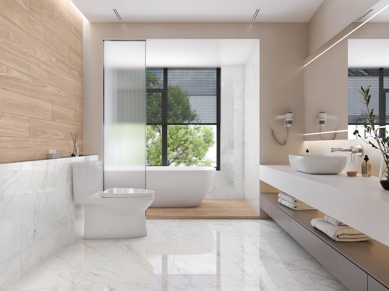 Te compartimos algunas ideas para remodelar baños grandes con las opciones más innovadoras que transformarán tu experiencia diaria.