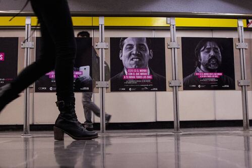 Mujeres caminan más que los hombres pese al acoso callejero