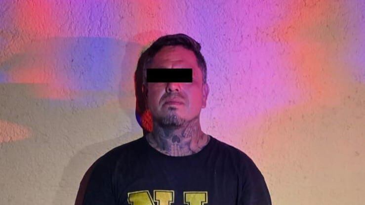 Al ser sorprendido y videograbado por las afectadas, el hombre se dio a la fuga.