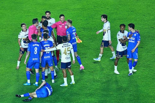 ¡Polémica en la Final! Esta es la brutal plancha de Rubén Duarte sobre Paradela