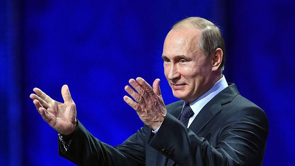 Putin recibe segunda dosis de vacuna contra el Covid-19