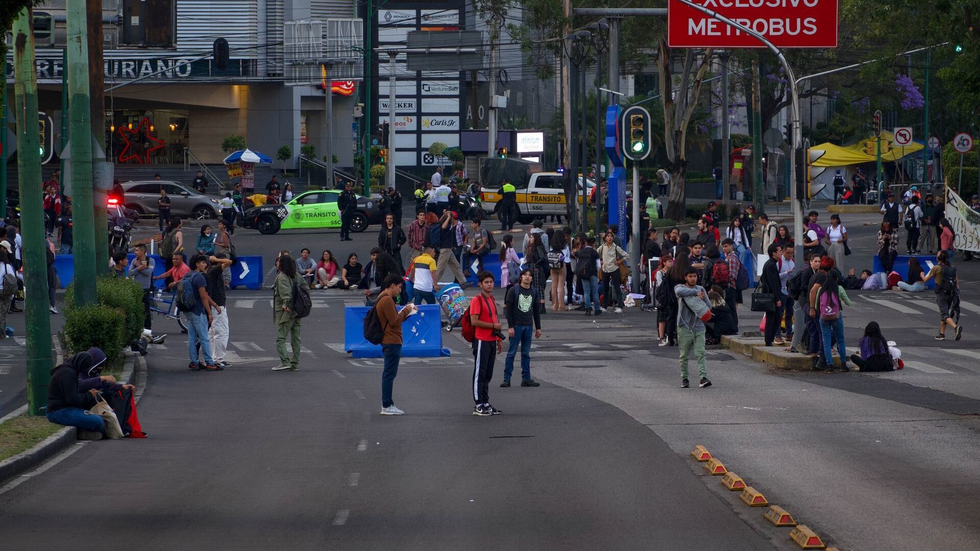Beca Elisa Acuña falta de recursos lleva a paro a 4 facultades
